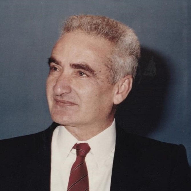	Mifsud Bonnici, Karmenu	